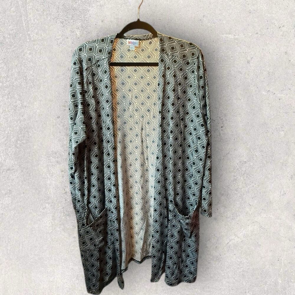 Lularoe Caroline Cardigan Sweater 2XL Black And White Geometric Print NWT